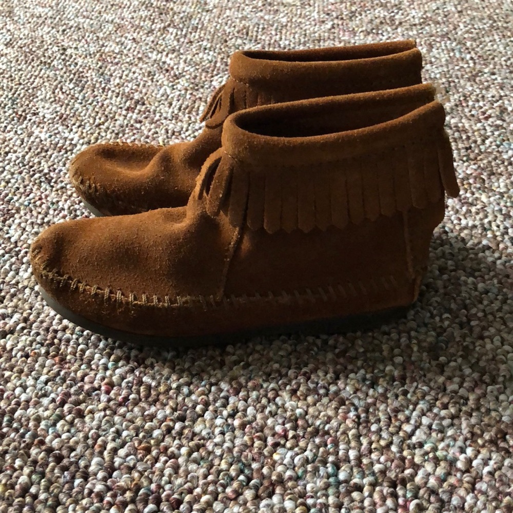 Minnetonka - size 11 moccasins